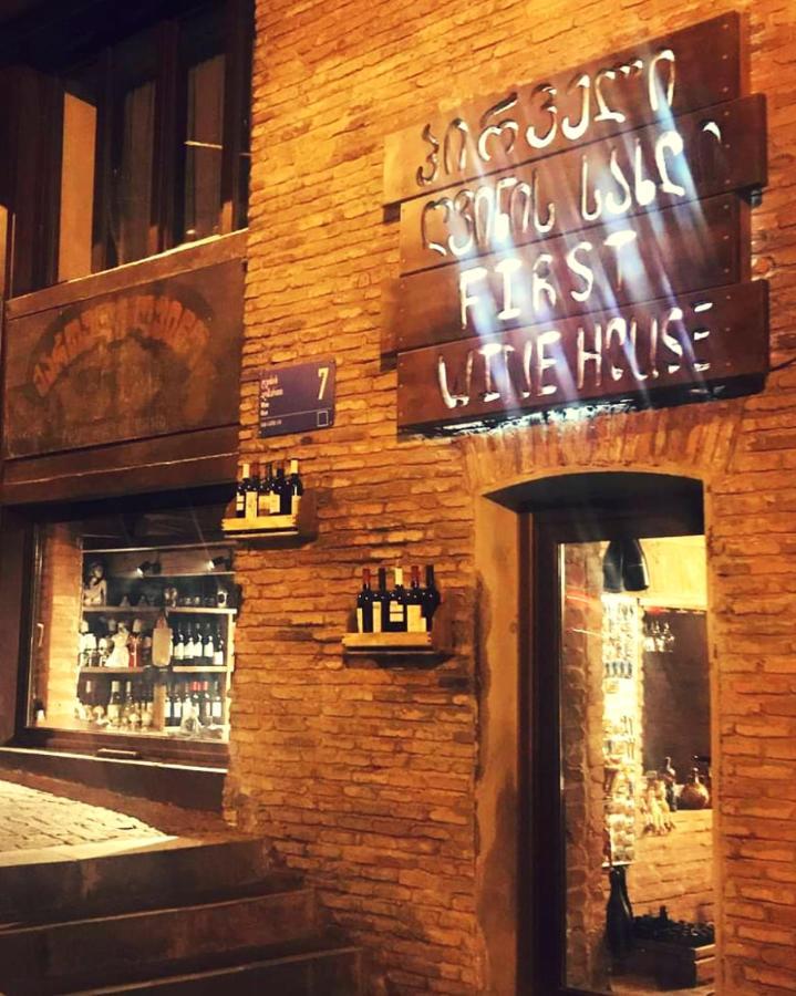 Wine Rise Leilighet Tbilisi Eksteriør bilde